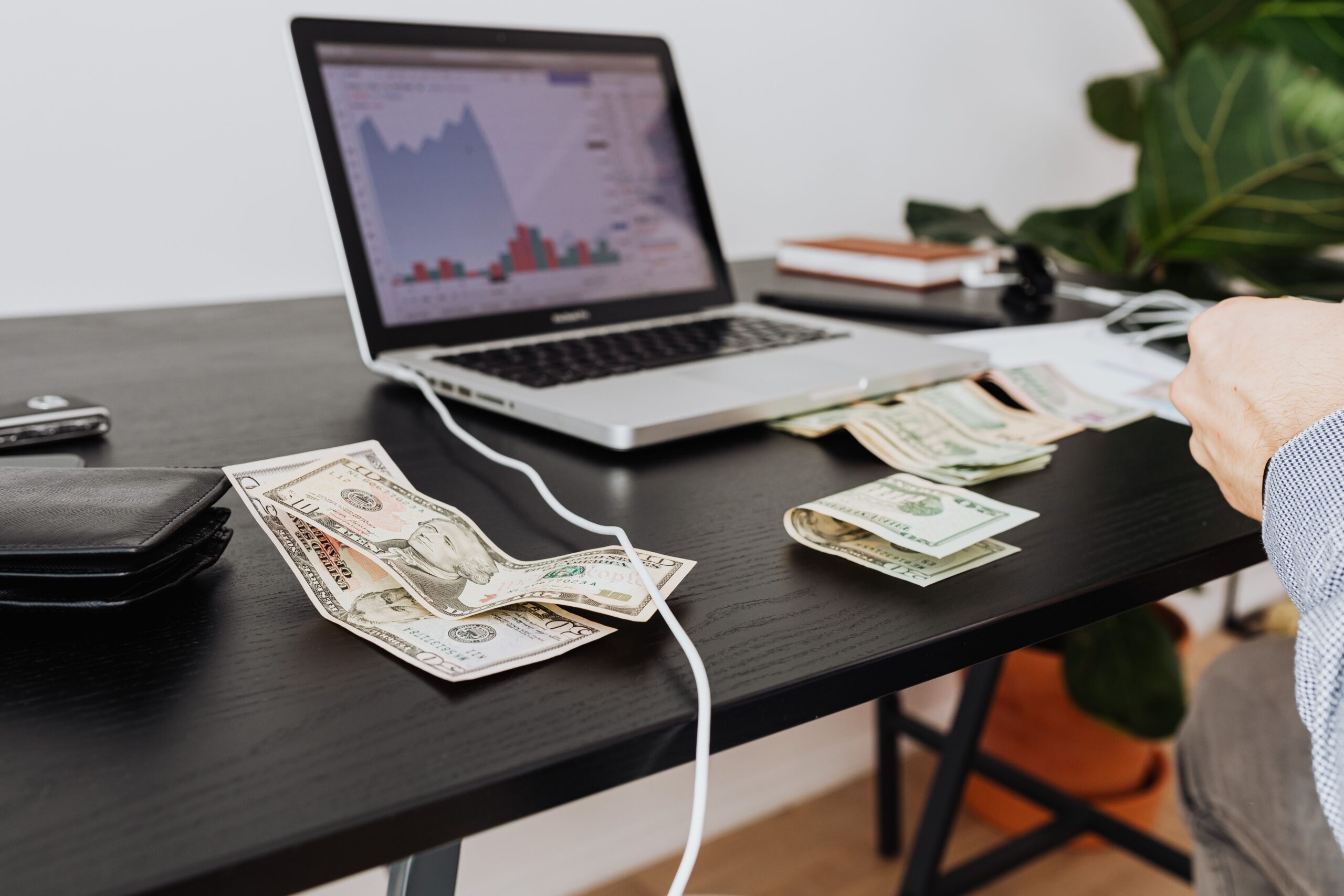 side hustle vs second job